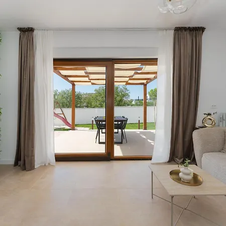 Casa de Férias My Dalmatia - Luxury T&t With Private Pool