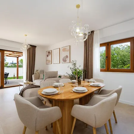 Casa de Férias My Dalmatia - Luxury T&t With Private Pool *