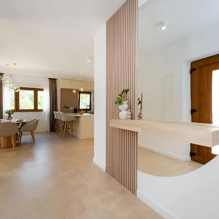 My Dalmatia - Luxury T&t With Private Pool Casa de Férias Murvica (Policnik)