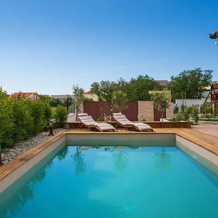 Casa de Férias My Dalmatia - Luxury T&t With Private Pool