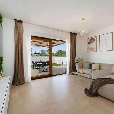 Casa de Férias My Dalmatia - Luxury T&t With Private Pool