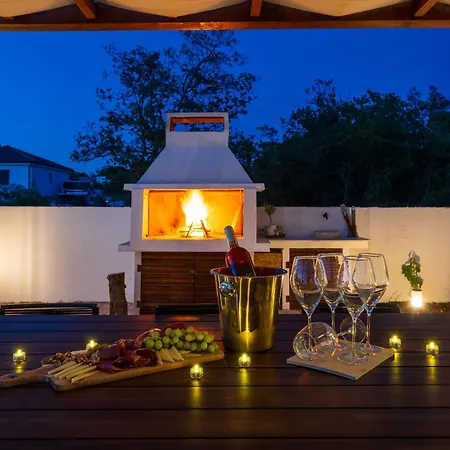 Nyaraló My Dalmatia - Luxury T&t With Private Pool Murvica
