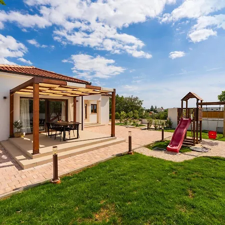 My Dalmatia - Luxury T&t With Private Pool بيت للعطل Murvica (Policnik)