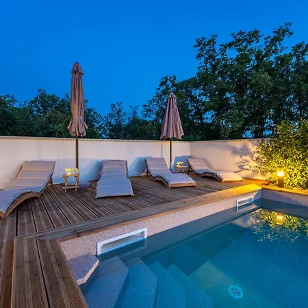 Casa de Férias My Dalmatia - Luxury T&t With Private Pool Murvica (Policnik)