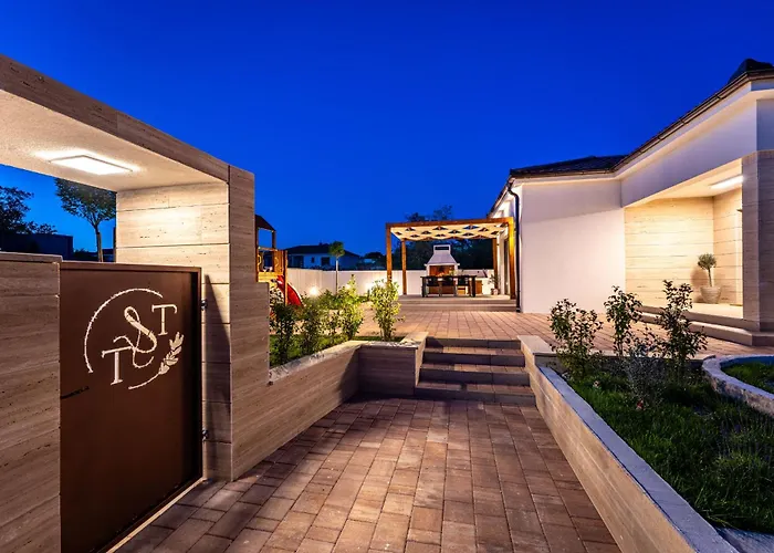 Semesterbostad My Dalmatia - Luxury T&t With Private Pool *